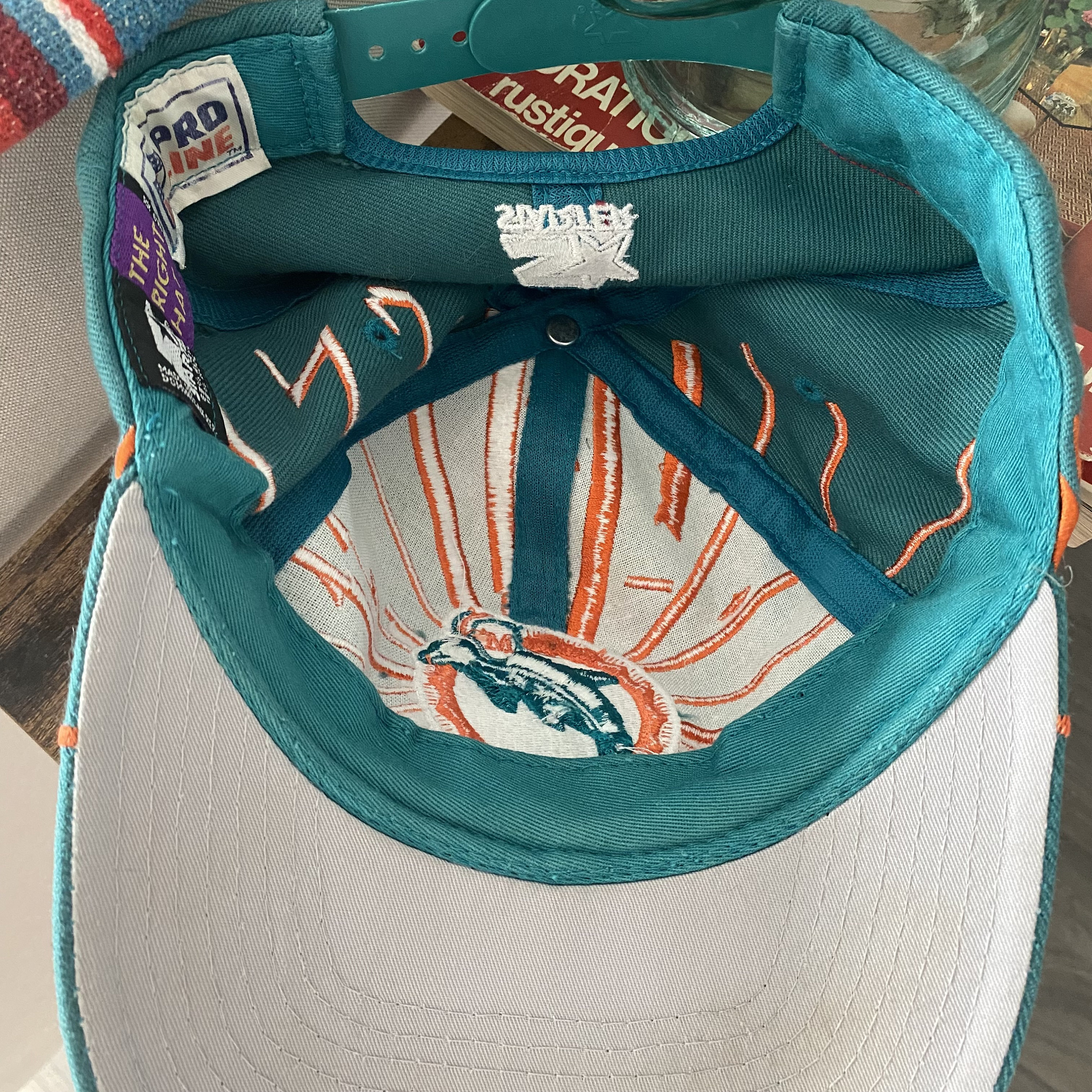 応援グッズ 90s VINTAGE MIAMI DOLPHINS PROLINE Vintage 90s Miami Dolphins Pro Line Starter NFL Windbreaker