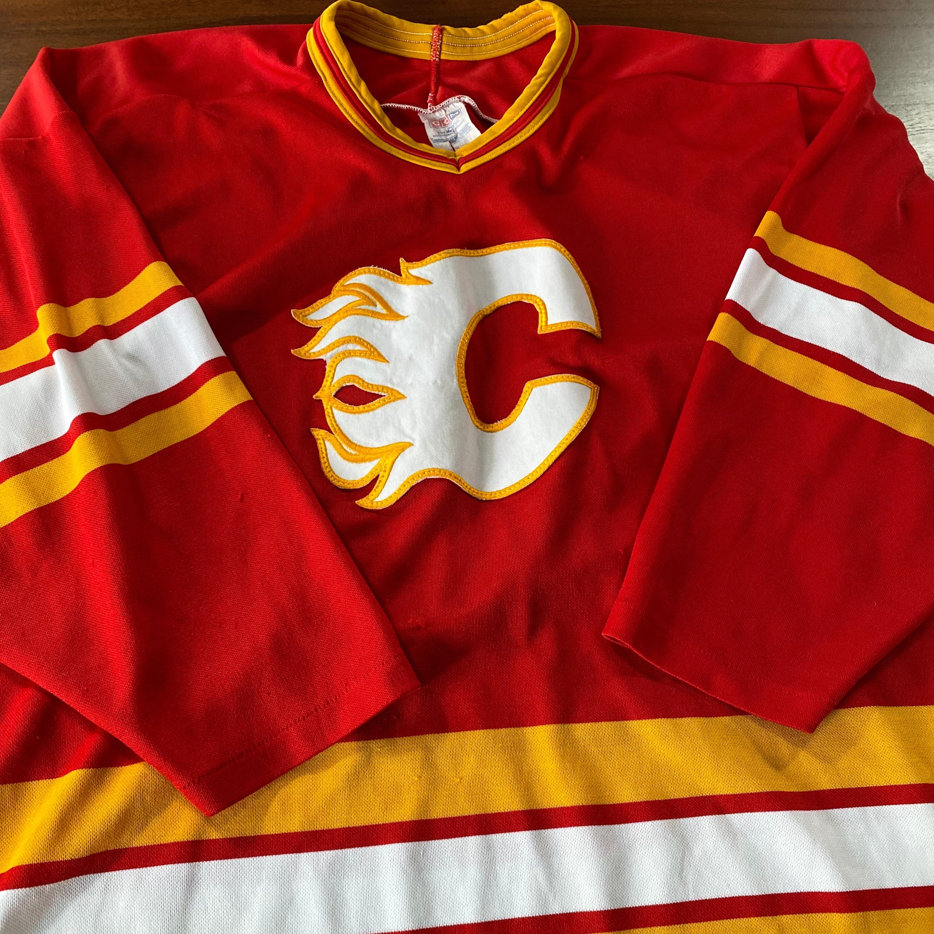 Vintage Calgary Flames Retro Black NHL Hockey Jersey Stitched CCM (Large)