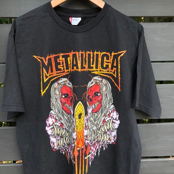 Vintage 2003 Metallica Summer Sanitarium Tour T-shirt on