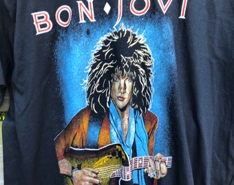ボンジョヴィ 公式ライブTシャツ　ヴィンテージ! il_340x270.1976272105_svdm.jpg
