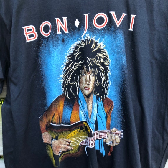 ヴィンテージ 80年代 ボンジョヴィ Tシャツ 新古品 - Etsy 日本 ヴィンテージ 80年代 ボンジョヴィ Tシャツ 新古品 - Etsy 日本