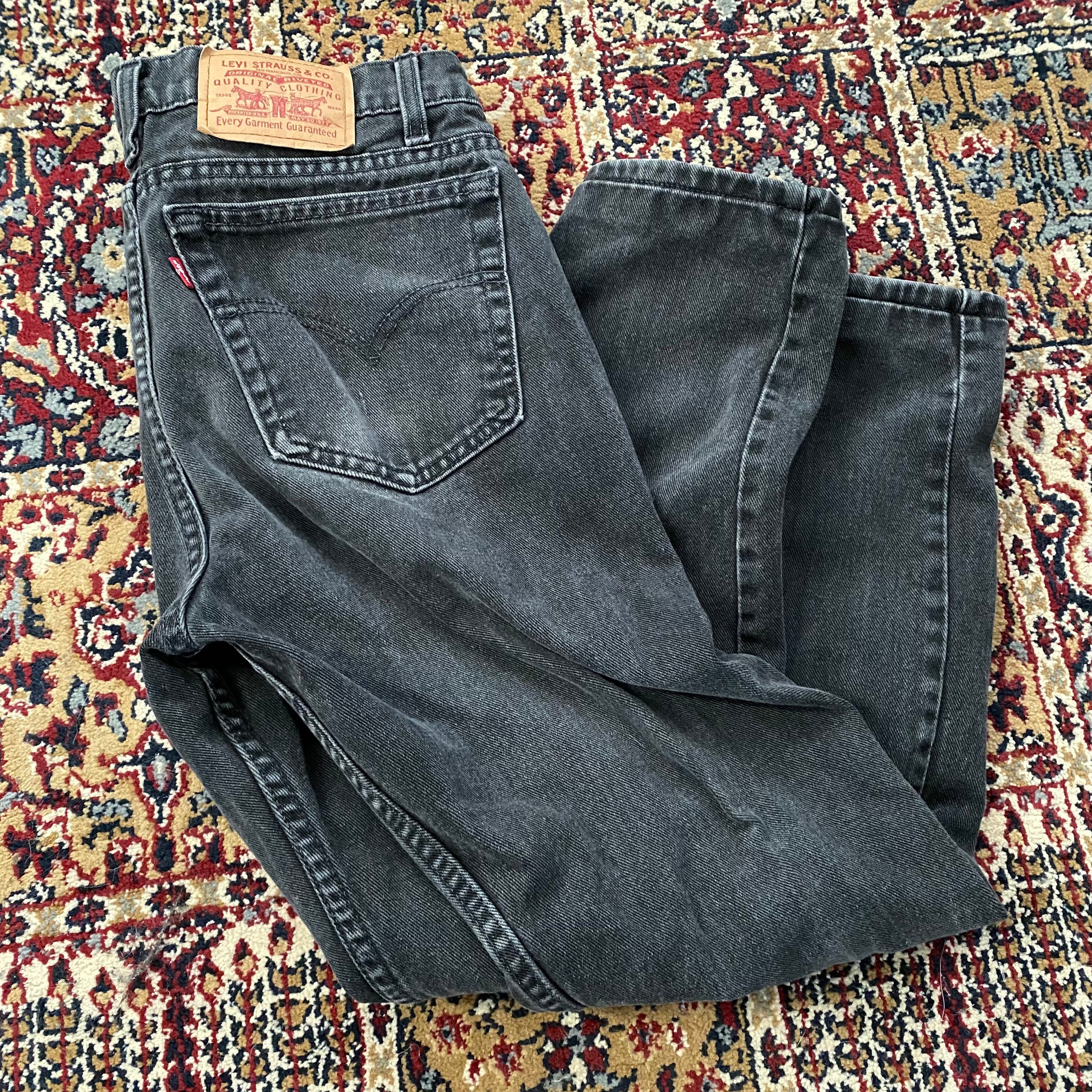 vintage 512 Levi's slim tapered jeans (27/28W)  Levi jeans women, Women  jeans, Levi jeans outfit