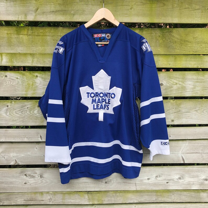 leafs jersey dress