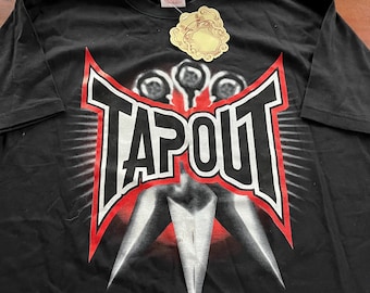 Vintage NWT Tapout MMA Tshirt Deadstock