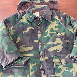 Vintage Golden Retriever Woodland Camouflage Hunting Winter Jacket XXL Made in Canada