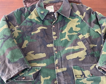 Vintage Golden Retriever Woodland Camouflage Hunting Winter Jacket XXL Made in Canada