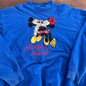Vintage Mickey & Minnie Mouse Disney Crewneck Sweater