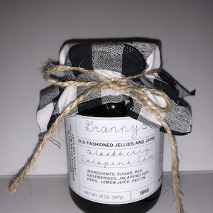 Blackberry Jalapeño Jam, Blackberry Jam, Jalapeno Jam, unusual jam, unique jam