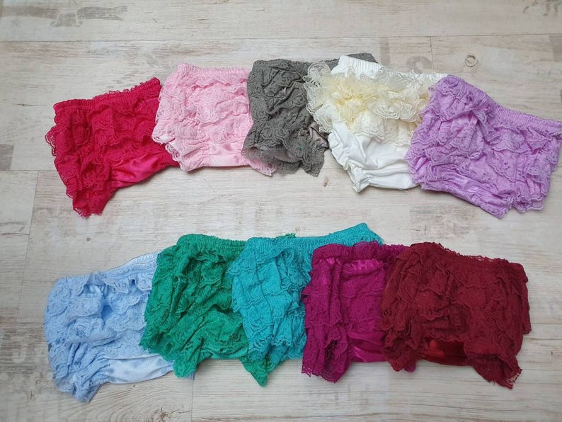 Newborn Baby Girl Outfit Set Ruffle Pants Diaper Pants Photography Baby shoot Props Baby accessory photoshoot Underpants ruffles