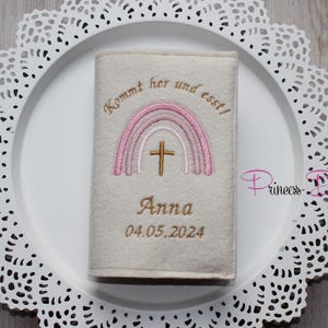 Okładka Chwała Bogu z filcu, okładka Chwała Bogu na komunię, Okładka Chwała Bogu z imieniem, Okładka Chwała Bogu personalizowana tęcza krzyżowa