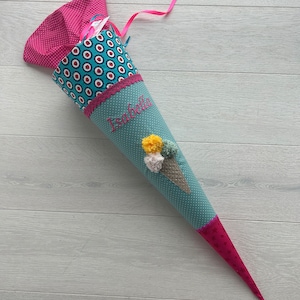 Schultüte mit Eis und Namen
