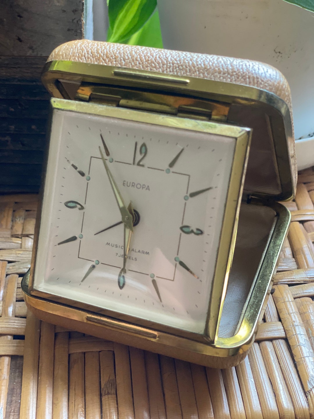 Vintage Europa 7 Jewel Travel Alan Clock Etsy