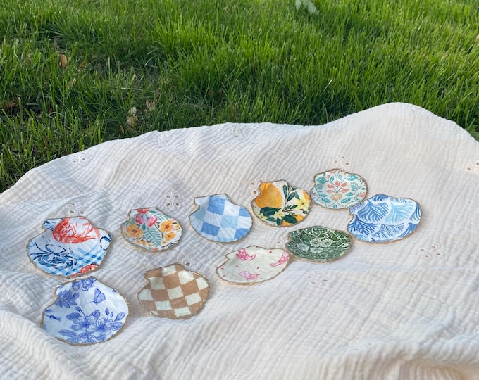 Handmade printed seashell ring dish