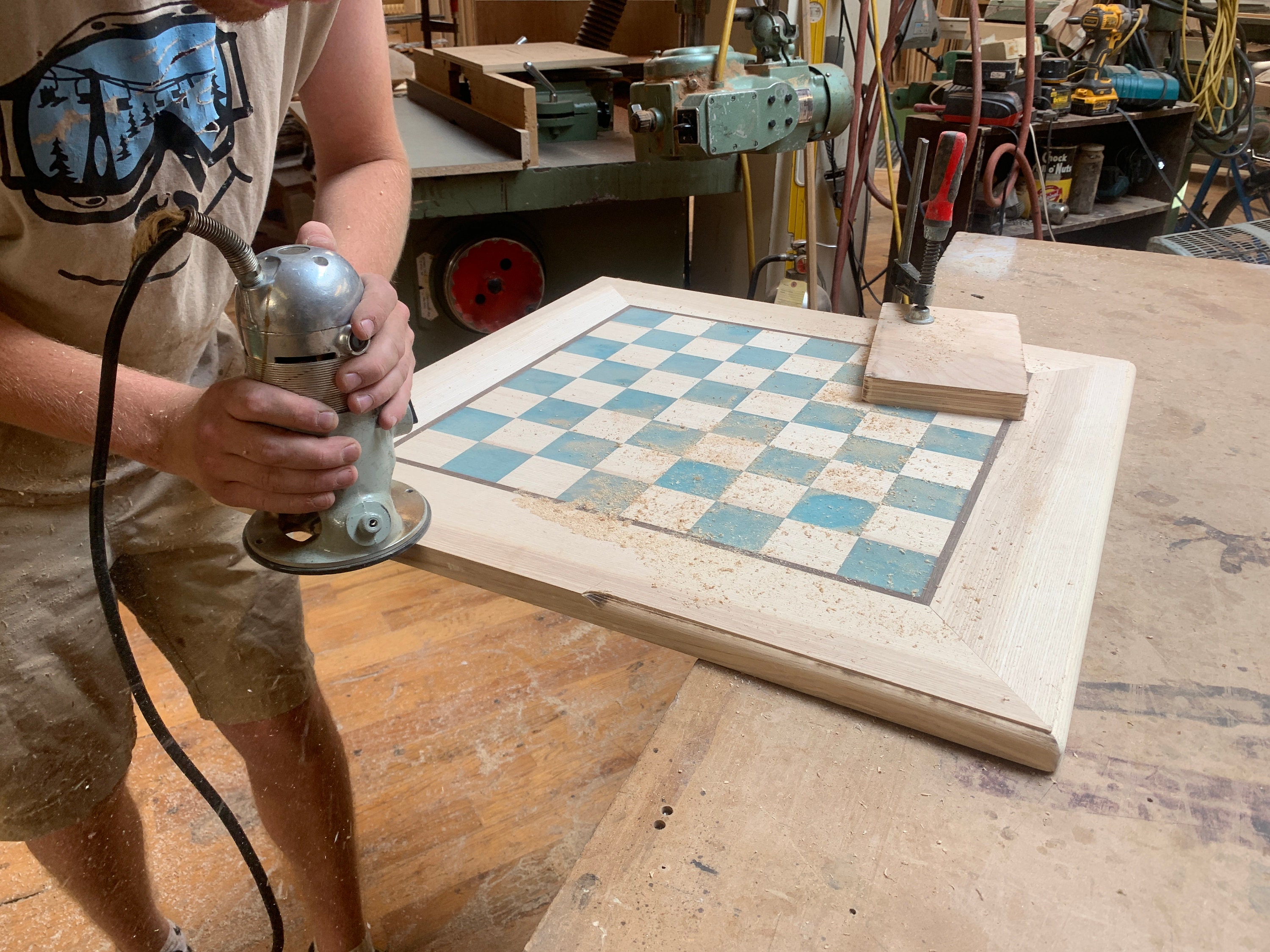 20 Large Olivewood & Wengue Inlaid Wooden Chess Board with 2 Squares