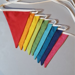 Rainbow garland / bunting