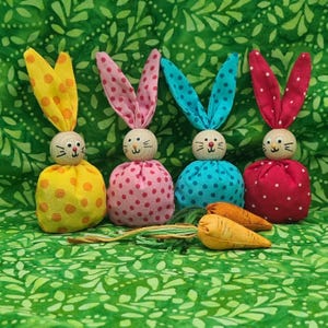 2-er Set Osterhasen/ Osterhäschen 11 cm mit Holzkugelkopf