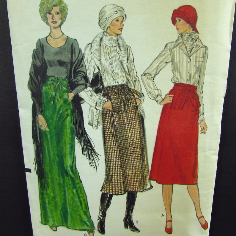 Vintage Vogue 1970s Skirt Size 26 12 Evening Length Mid Calf Below The Knee Gathered Waist With Wrap And Tie Welt Pockets