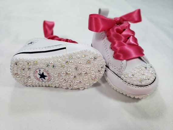 Converse Pink White Baby Infant Girl Crib Shoes New Born All Sizes | eBay Converse Pink White Baby Infant Girl Crib Shoes New Born All Sizes | eBay