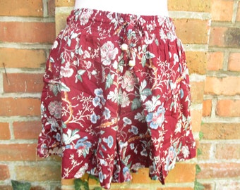 Kurze Hose Shorts Bermudas Viscosehose Hose Hosenrock Rock Rüschen Hippie Goa bunt rot Sommerhose