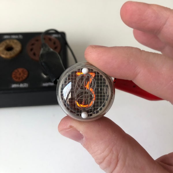 Tube Nixie IN-4 pour horloge