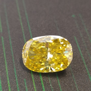 GIGAJEWE Natural Fancy Vivid Yellow Color Ice Crushed Cut Moissanite Stone Loose  Vivid Yellow Elongated Cushion Cut Uncoated Color