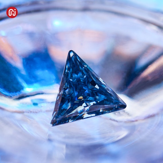 Moissanite Bleue 0,75 Ct – Taille 6 Mm, VVS1, Qualité Laboratoire, Sans Emballage