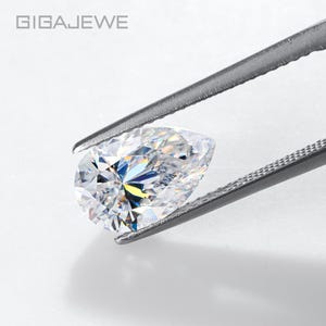 GIGAJEWE White D color  Moissanite Pear Cut  VVS1 Clarity Loose Gemstone For Jewelry Making  With Certificate