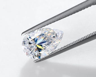 GIGAJEWE White D color  Moissanite Pear Cut  VVS1 Clarity Loose Gemstone For Jewelry Making  With Certificate