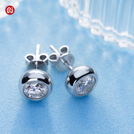 White Gold 9K/14K/18K Earrings 5mm Round Cut D White Color