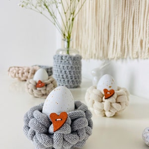 CROCHET INSTRUCTIONS Egg cups German instructions for egg nests for Easter decorations made from Bobbiny cotton cord 9 mm image 8