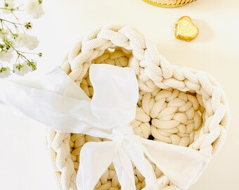 Crochet pattern basket heart-shaped gift Valentine's Day & Mother's Day (German / English)