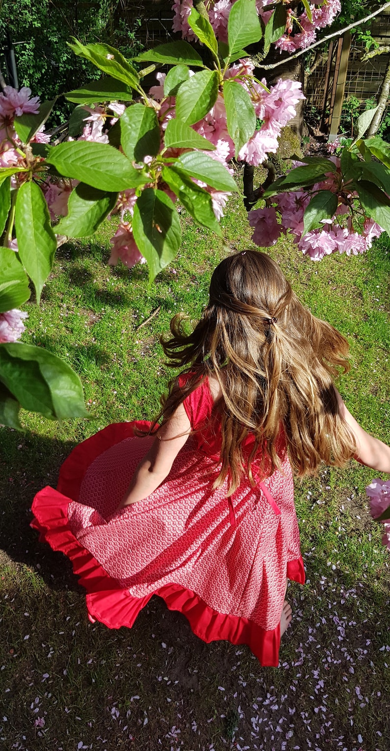 Einschulungskleid Blumenmädchenkleid Schwingkleid in rot aus Baumwolle Weihnachten Bild 3