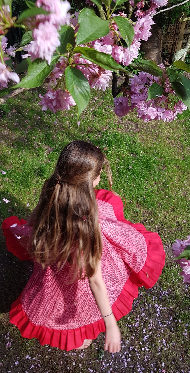 Einschulungskleid Blumenmädchenkleid Schwingkleid in rot aus Baumwolle Weihnachten Bild 7