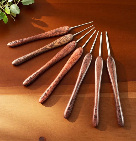 Jin Lan Bari Rosewood Handle Crochet Hook 0.4mm-6.5mm Ergonomic