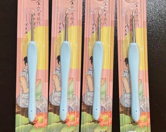Jin Lan Sky Blue Soft Handle Crochet Resin Handle Crochet Hook 0.4