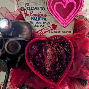 My Bloody Valentine Heart Box - Etsy