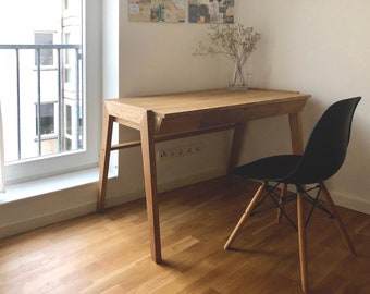 Versandfertiger 120-cm-Schreibtisch aus massiver weißer Eiche mit handgefertigter Schublade aus Massivholz für das Heimbüro oder das Wohnzimmer