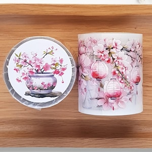 Voorgesneden PET-tape "Sakura" volledige rol 6 cm x 5 m met voorgesneden kersenbloesemmotieven, voor art journal collages planner BuJo en scrapbooking