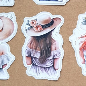 Charming Girls Sticker Set 12 autocollants individuels filles avec chapeau Autocollants de collage de planificateur de journal de balle image 4