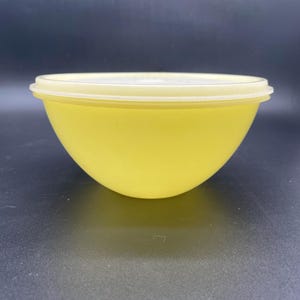 Tupperware 228 - Etsy 日本