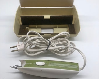 Sears elektrisk sax med 2 hastigheter och lampa i gott skick, tillverkad på 1960-talet
