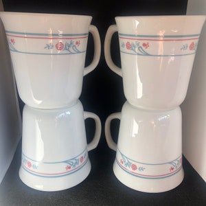 Set of 4 Prinston Corning coffee mugs