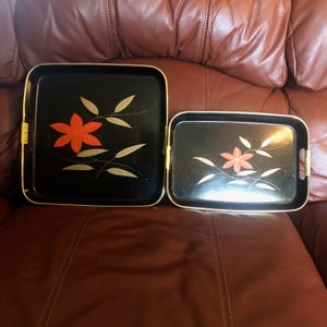 Set of 2 Lacquered Japanese nesting trays