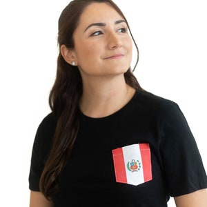 Flag of Peru Unisex Pocket T-Shirt