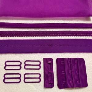 Lingerie accessory set for a bra and 1-2 briefs in PURPLE, violet