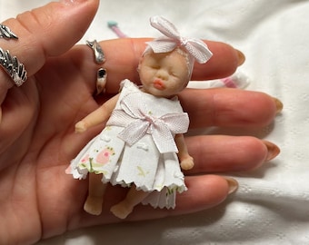 Mini muñeca de silicona (7,5 cm): muñeca recién nacida coleccionable