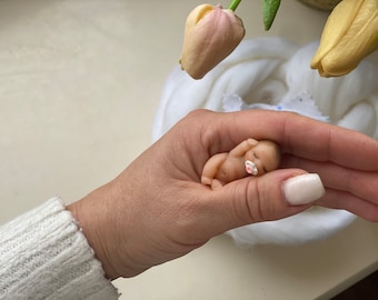 Miniature sculpture baby ,mini baby, micro baby
