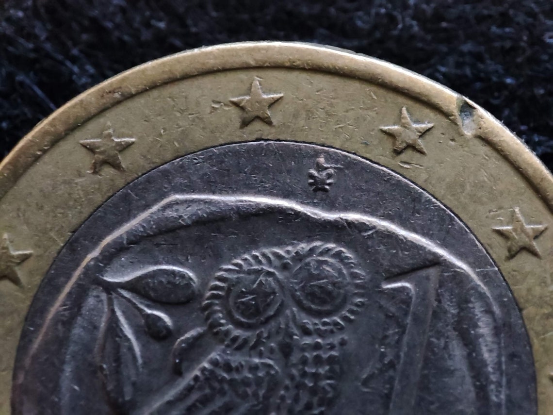 Pièce rare, pièce de 1 euro 2002 avec S en étoile et erreur de menthe