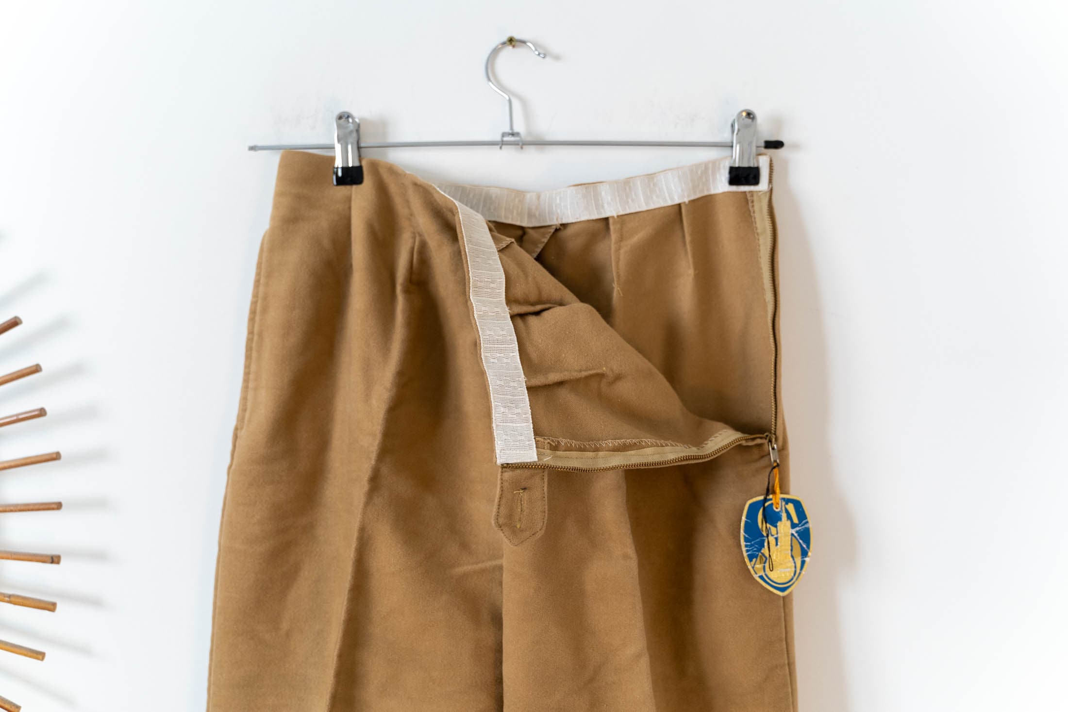 Attyre New York Vintage Y2K Peddle Pusher Capri Pants Size 6