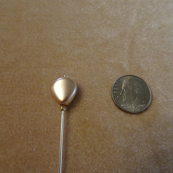 Blush-toned Pearl Teardrop Bead 6 1/4" Hatpin